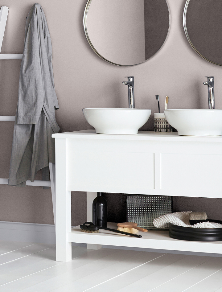 Linen Cupboard Mid Sheen Bathroom Crown Paints