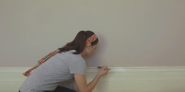 How To Paint A Skirting Board Crown Paints