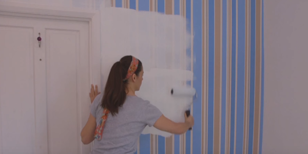 How to paint over wallpaper | Crown Paints